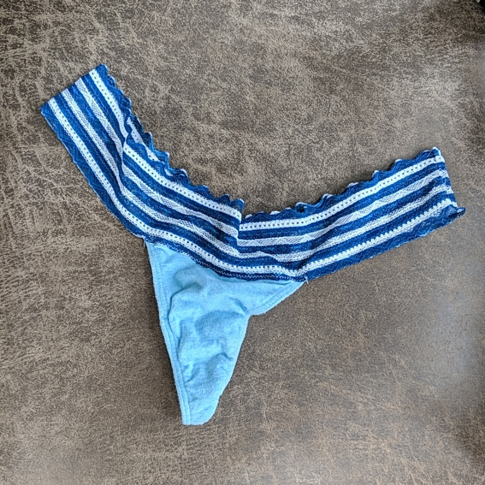 VS PINK EXTRA LOW RISE THONG